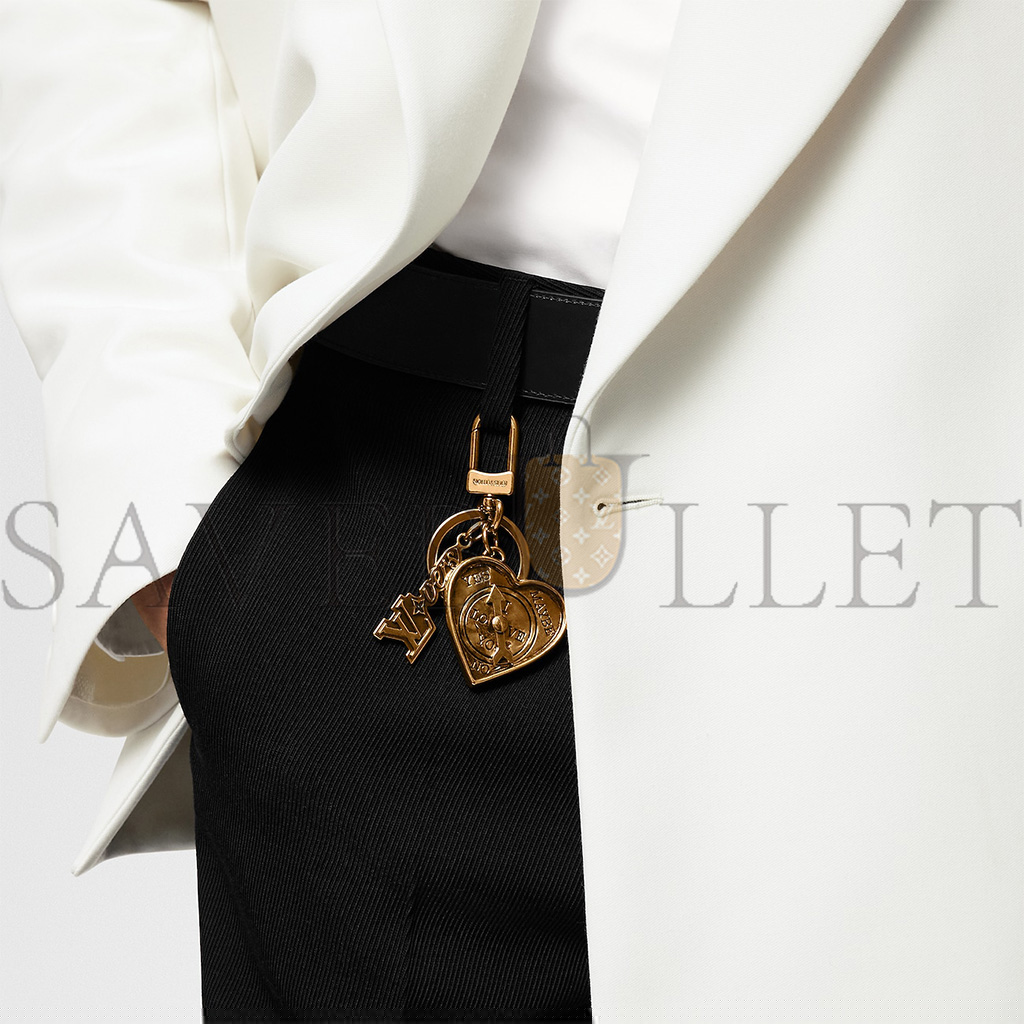 l**is V*t*n lovers heart bag charm & key holder m01711